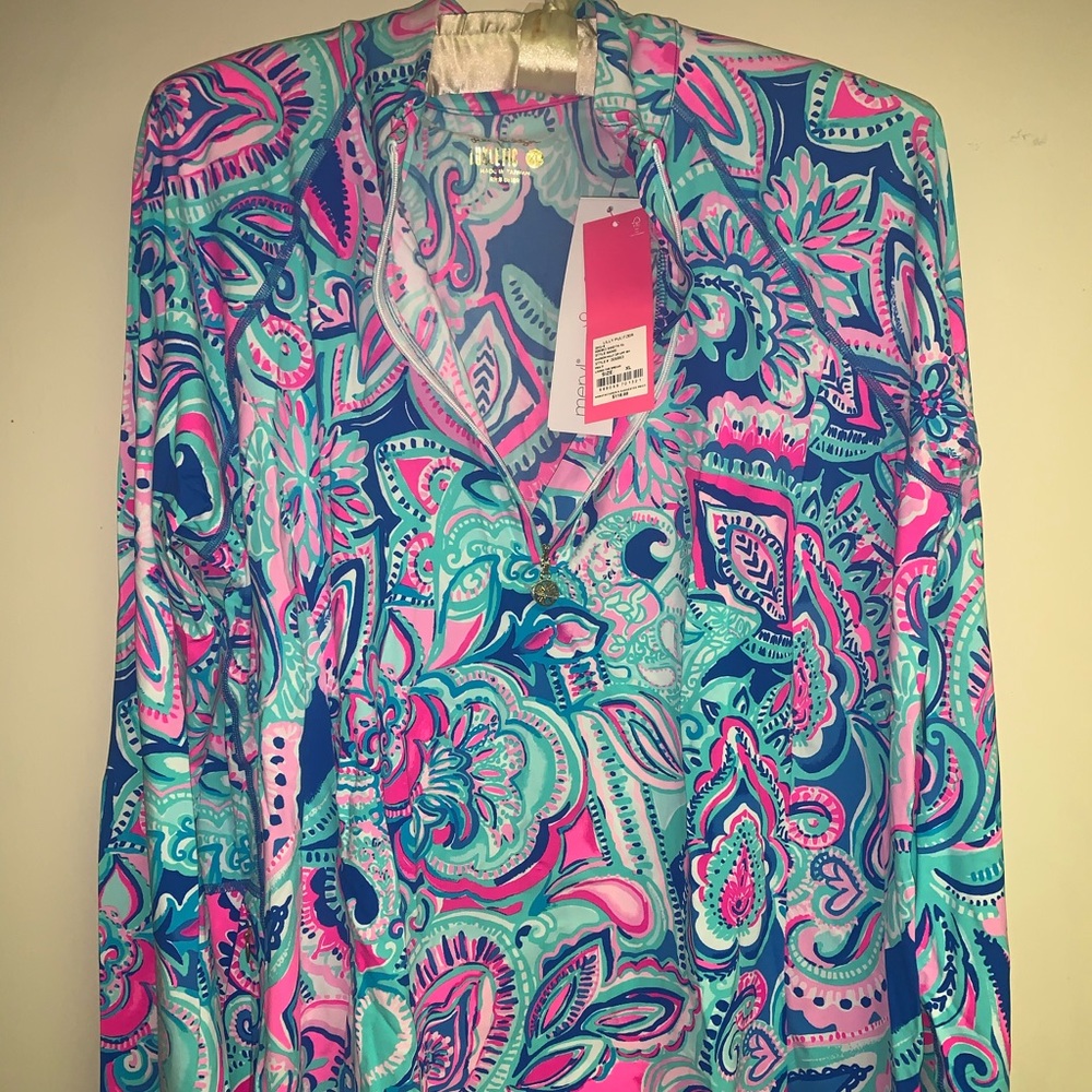 NWT XL Lilly Pulitzer rash guard